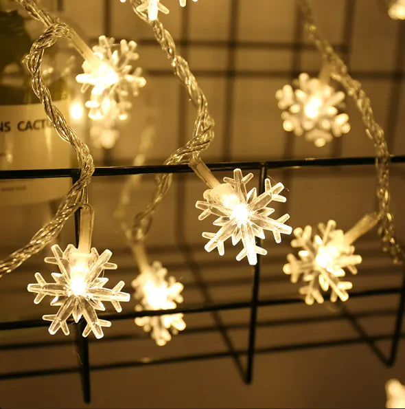 Snowflake String Light Garland for Winter &amp; Christmas Decor
