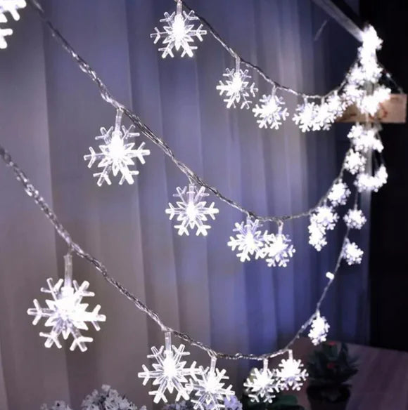 Snowflake String Light Garland for Winter &amp; Christmas Decor